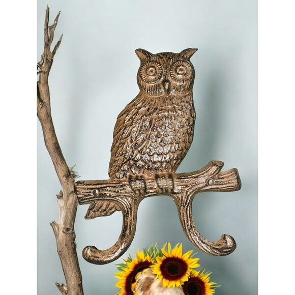 Decorative Cast Iron Owl Wall Hook For Hanging Coats Keys & Bags - Picture 3 of 3